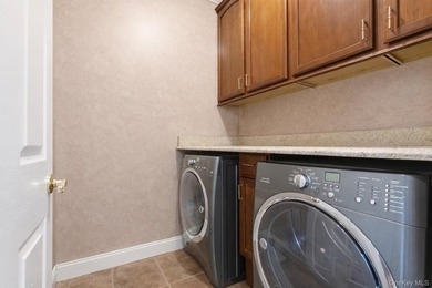Your Search is Finally Over! Live Like Your on Vacation in This - photo 18