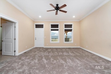 Fantastic Views! This beautiful home offers 3 bedrooms, 3 - photo 19