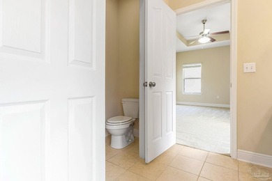 This lovely 3-bedroom, 2-bathroom home, with an additional - photo 33