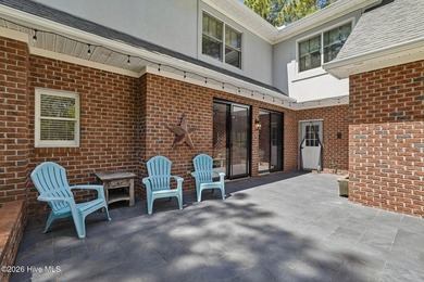 Located inside the gates of Mid South Club, this well-crafted - photo 45