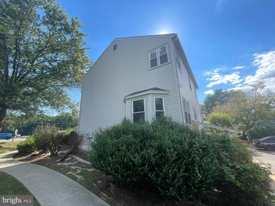 Rare opportunity to own a business location with location and - photo 9