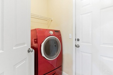 This lovely 3-bedroom, 2-bathroom home, with an additional - photo 50