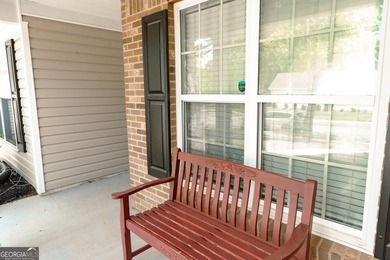 MOTIVATED SELLER! ALL OFFERS CONSIDERED! Welcome home to this - photo 3
