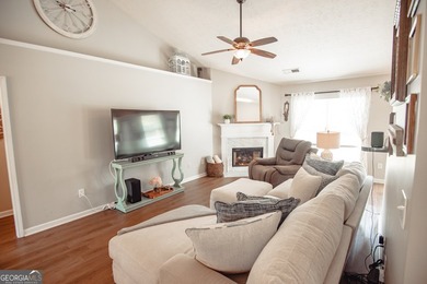 MOTIVATED SELLER! ALL OFFERS CONSIDERED! Welcome home to this - photo 6
