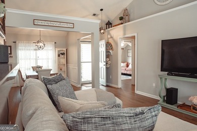 MOTIVATED SELLER! ALL OFFERS CONSIDERED! Welcome home to this - photo 7