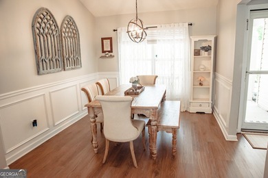 MOTIVATED SELLER! ALL OFFERS CONSIDERED! Welcome home to this - photo 9