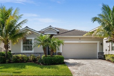 Lake Home For Sale in Fort Myers, Florida