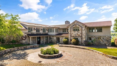 Osprey Point offers a rare combination of waterfront living - photo 2