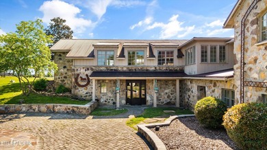 Osprey Point offers a rare combination of waterfront living - photo 4