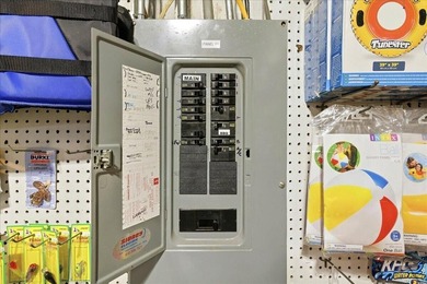 Rare opportunity to own a highly profitable flea market with - photo 11