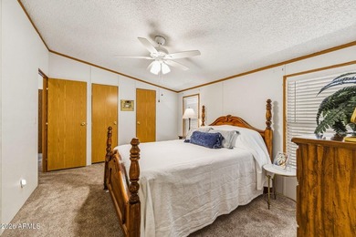 Come see this charming and well kept 2 bedroom/2 bathroom home - photo 5