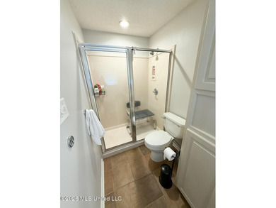 Honey, grab the fishing poles! This is the country retreat - photo 27