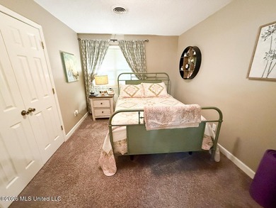 Honey, grab the fishing poles! This is the country retreat - photo 29