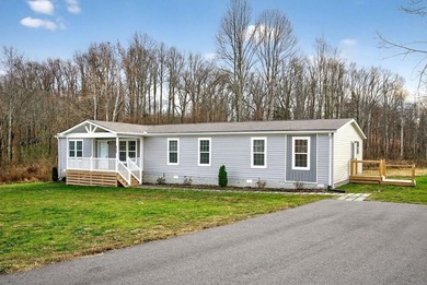 (private lake, pond, creek) Home For Sale in Cookeville Tennessee