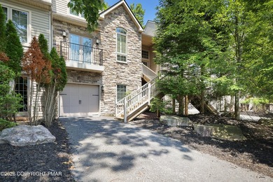 Active 5 star  Listing! Beautifully furnished 4 bedroom, 3.5 - photo 1