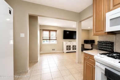 Welcome to 126 Tyrrell Street a 3-bedroom, 3-bath two-family - photo 17