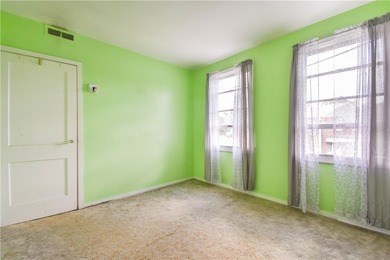 This quaint unit is ready for someone to call it home again - photo 17