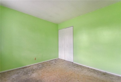 This quaint unit is ready for someone to call it home again - photo 19