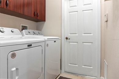 Under contract-accepting backup offers. Welcome to this - photo 35