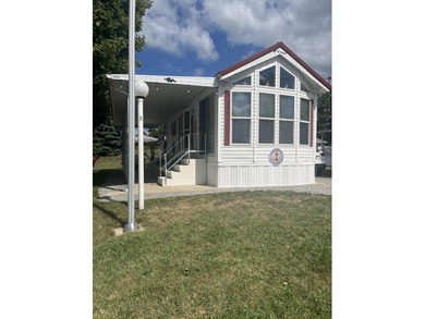 (private lake, pond, creek) Home Sale Pending in Lakeview Ohio