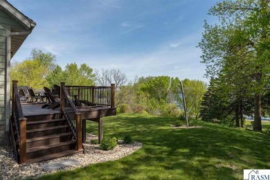 You'll marvel at this stunning 4-bedroom, 3-bathroom home - photo 7