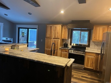 Lake Home For Sale in Hot Springs, Arkansas