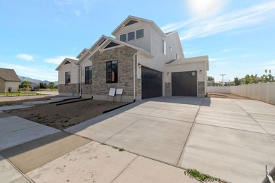 Check out this to be build 5,600 sqft 2-story. Home will be - photo 3