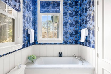 Welcome to 58 Wainscott Stone Road, a timeless Hamptons classic - photo 25