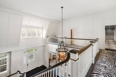 Welcome to 58 Wainscott Stone Road, a timeless Hamptons classic - photo 37