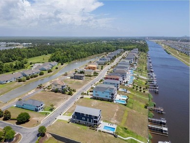Welcome to one of the premier boating communites, The Battery on - photo 42