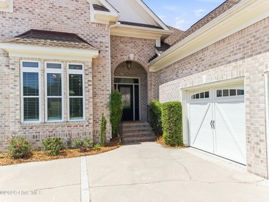 Welcome Home to this beautiful, 3 bedroom, 3 bath home located - photo 6