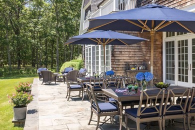 Welcome to 58 Wainscott Stone Road, a timeless Hamptons classic - photo 48