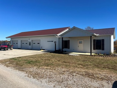 Lake Home For Sale in Byrdstown, Tennessee