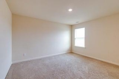 Discover this beautifully maintained four-bedroom, 2.5-bathroom - photo 12