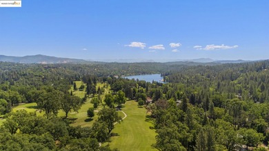 A picturesque scene with a sense of tranquility. This golf
