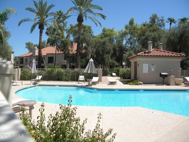 Exceptional 5-star newly remodeled top to bottom. 2 beds, 2 - photo 14
