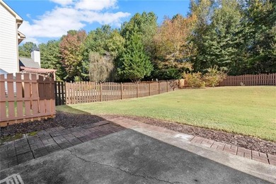 Welcome to this beautifully updated 5-bedroom, 3-bath home in - photo 17