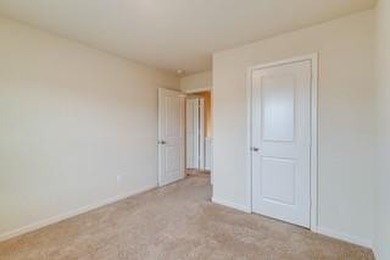 Discover this beautifully maintained four-bedroom, 2.5-bathroom - photo 20