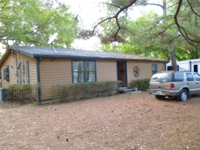 Lake Tawakoni Home For Sale in Wills Point Texas