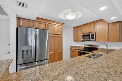 Gorgeous DIRECT OCEAN VIEW from your 1 bedroom/1.5 bath - photo 7
