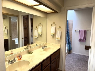 BACK ON MARKET AT NO FAULT OF SELLER OR HOME. POSSIBLE SELLER - photo 38