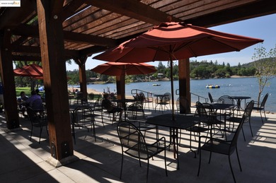 A picturesque scene with a sense of tranquility. This golf