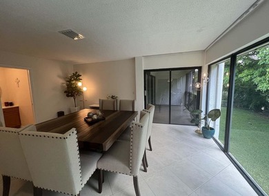 Welcome to this spacious three-bedroom, two-and-a-half-bath - photo 5