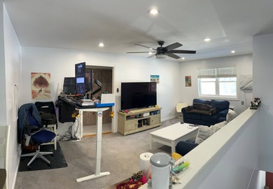 (private lake, pond, coastal) Apartment For Sale in Bayside New York