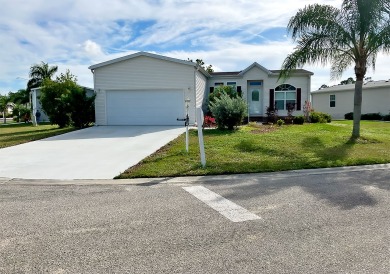 (private lake, pond, creek) Home For Sale in N. Fort Myers Florida