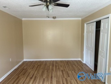 Location-Location 3/4 bedroom home, 5 baths (2-full, 1-3/4 - photo 14