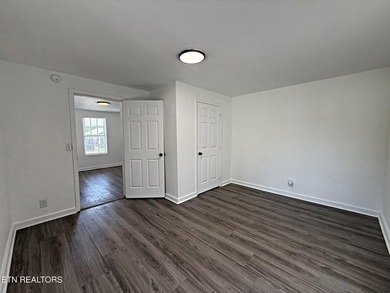 Beautifully remodeled ranch home located in the heart of - photo 9
