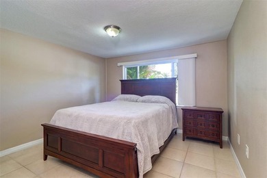 !!LIGHT and BRIGHT!!!---- Upgraded, NEWER Double panel - photo 20