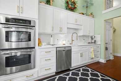 Beautiful 3 bedroom, 2 full bath home in Ashton Glenn, a quiet - photo 12