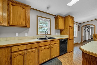 Welcome to this well maintained 3-bedroom, 2-bath home located - photo 6